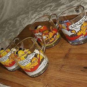 Vintage Lot of 4 Garfield Mc Donald's Mugs-4